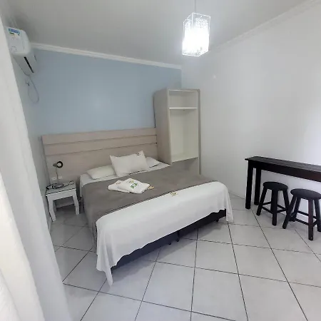 Pousada Rota Do Sol Bombinhas Suites Com Cafe E Sem Limpeza Diaria Exterior photo